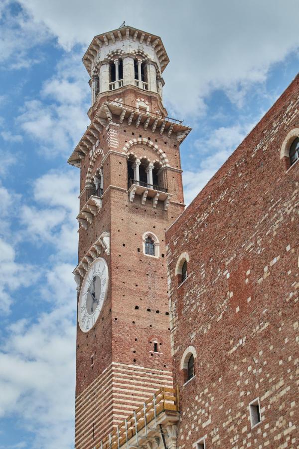 Domus Nova Palace - Italian Homing Verona Exterior photo