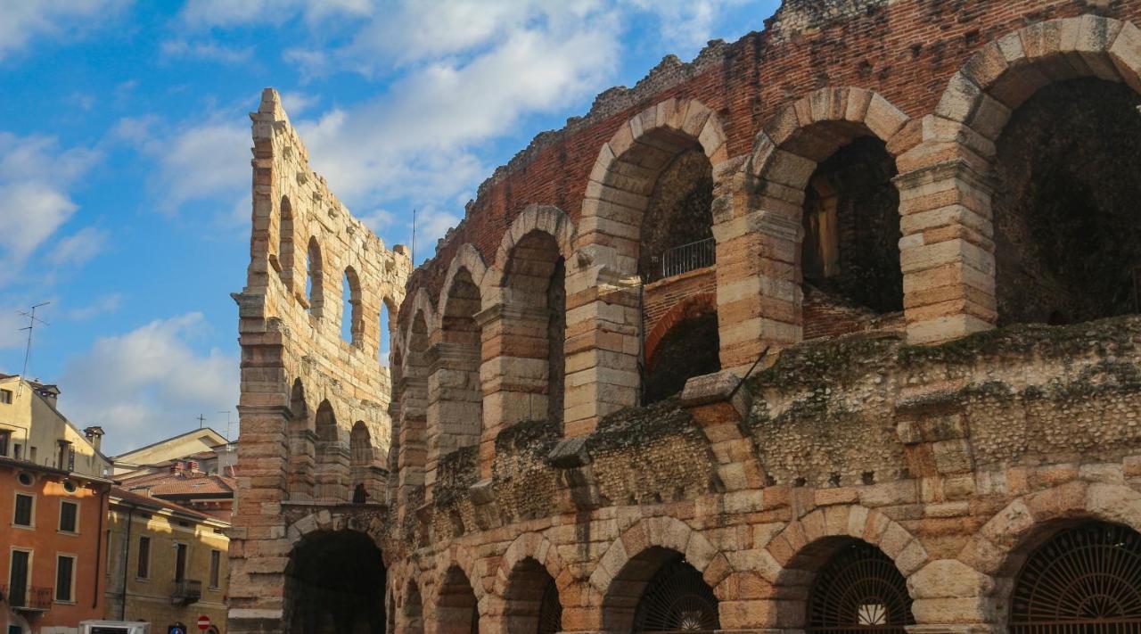 Domus Nova Palace - Italian Homing Verona Exterior photo